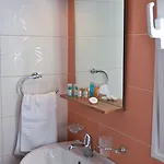 Apart Otel Theodora Nikiana