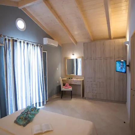 Apart-hotel Theodora 3*