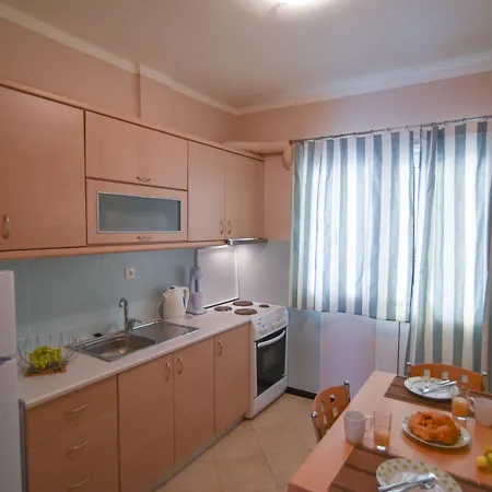 Aparthotel Theodora Nikiana