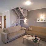 Aparthotel Theodora 3*