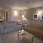 Aparthotel Theodora 3*