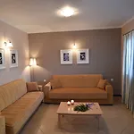 Aparthotel Theodora Nikiana