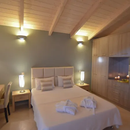 Theodora Aparthotel