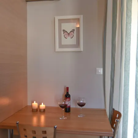 Aparthotel Theodora Nikiana