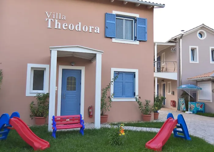 Theodora Aparthotel 3*